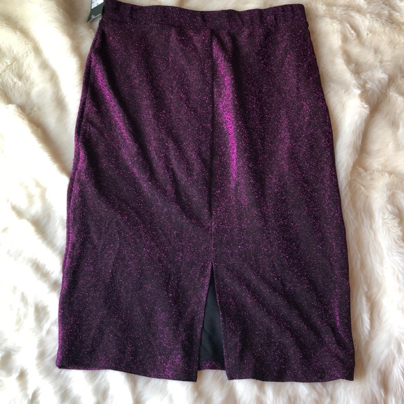 NWT Women’s Skirt - Picture 2 of 3
